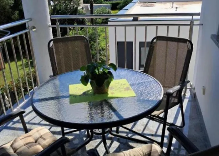 Apartament Lea *